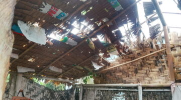 Pemerintah Abai, Guru Honorer di Tanjung Morawa Bertahan di Rumah Reyot yang Nyaris Ambruk